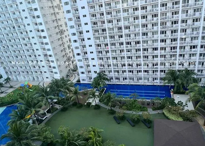 Ezpacio 4* Manila
