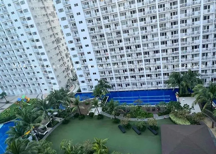 Ezpacio 4* Manila